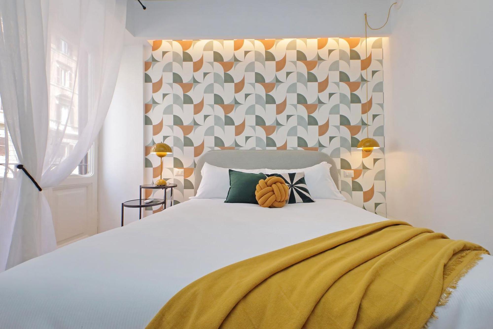 Apartment Ych-colorful And Classy Near Fori Imperiali Rom