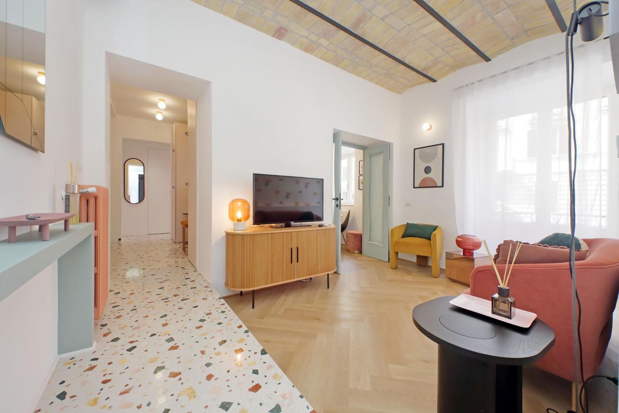 Lägenhet Ych-colorful And Classy Near Fori Imperiali *